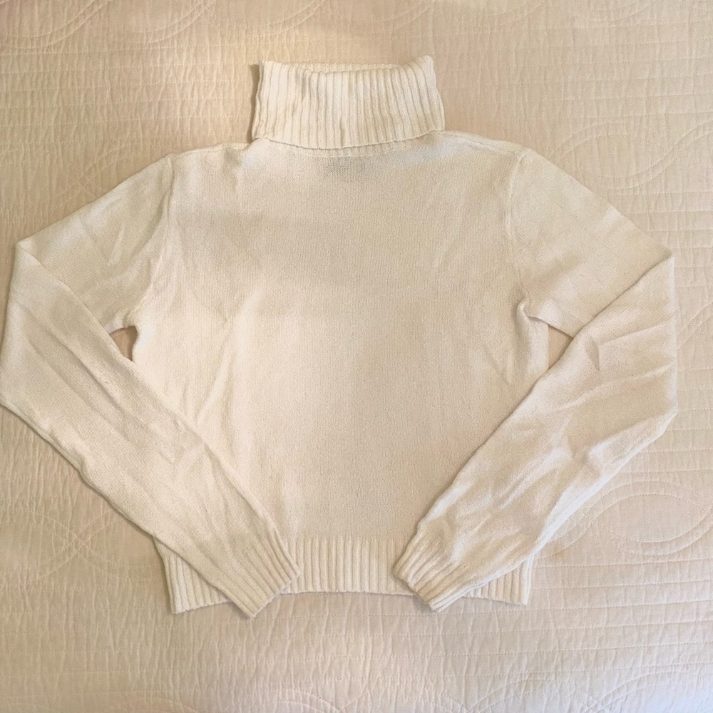 Elegant White Turtleneck Sweater